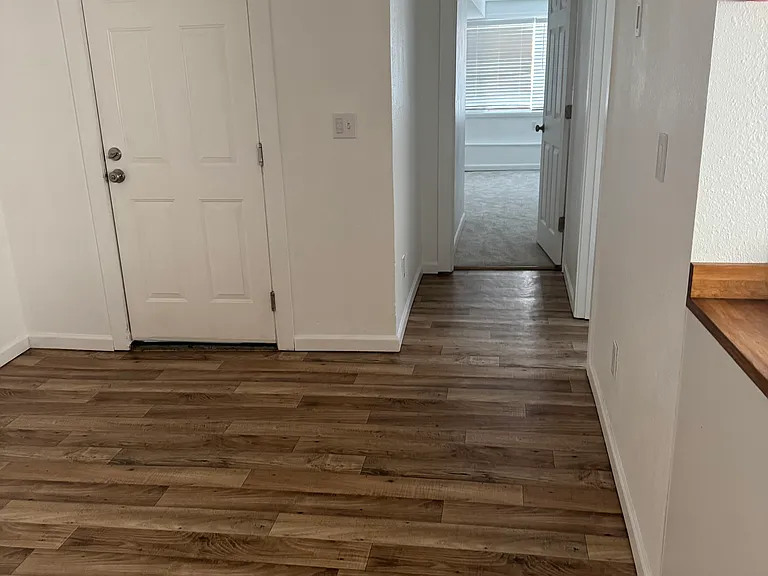 5531 S Norfolk St — Photo 6