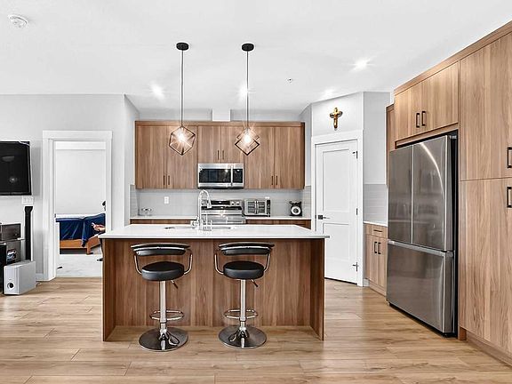 4th image of 200 S Seton Cir SE #6106
