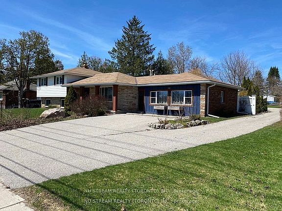 3rd image of 552 Big Bay Point Rd