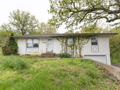 1408 W Bourke St, Macon, MO, 63552