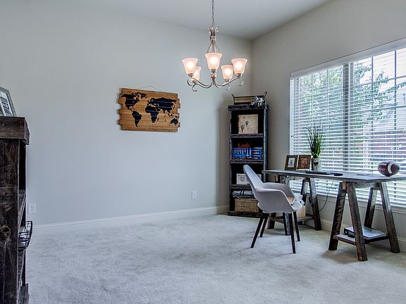 4th image of 4637 Saginaw Ct