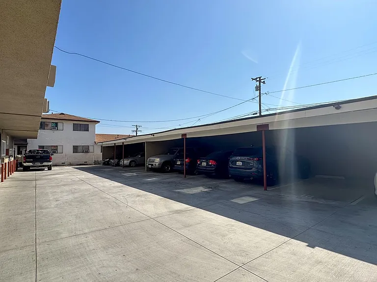 1027 S Atlantic Blvd — Photo 66