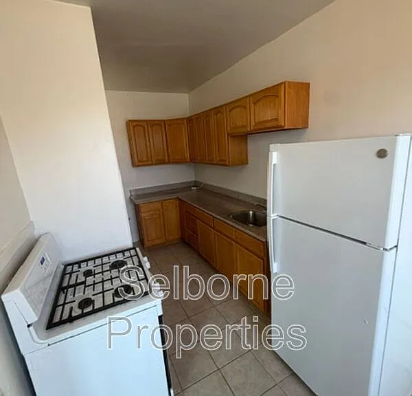 5508 San Pablo Ave #9 — Photo 3
