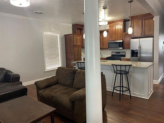 5th image of 2133 Grand Ave