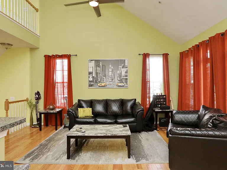 31 Steeplechase Dr — Photo 18