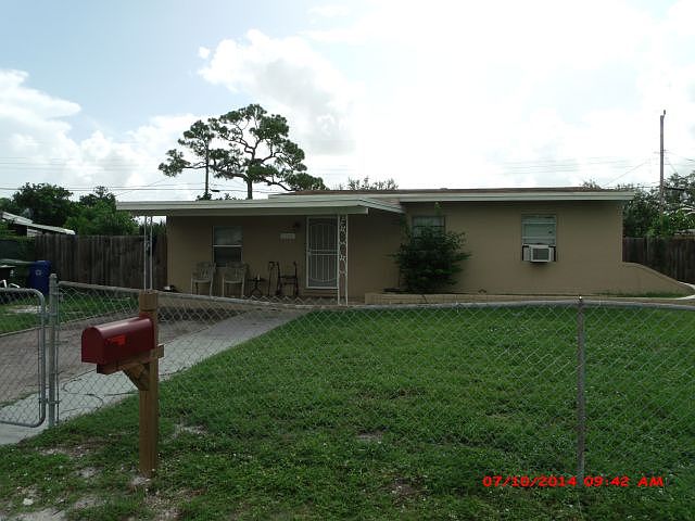 1st image of 1112 NW 10th Ter