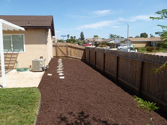 4th image of 10250 Covina Ct