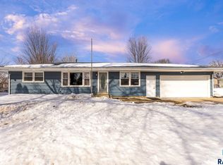 500 W 1st St, Tea, SD 57064