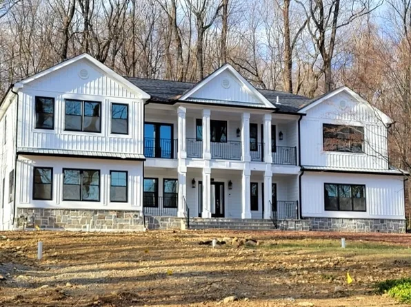 21 Dogwood Dr, Chester Twp., NJ 07930
