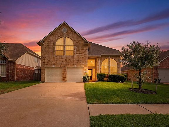 2nd image of 16622 Stoneside Dr