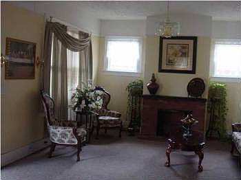 2nd image of 3023 28th St