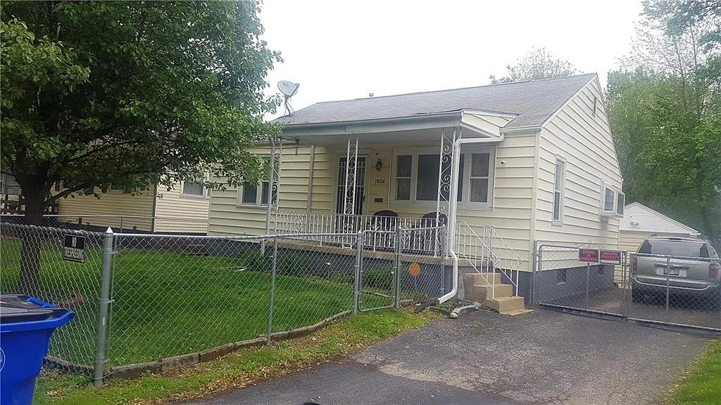 1024 Kyle Ct photo 1