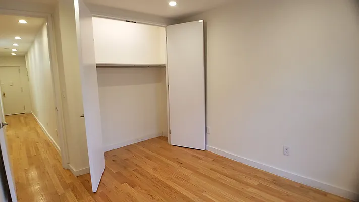 Rented by Uptown Flats LLC | media 9