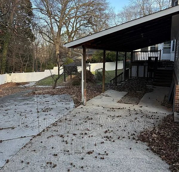 121 Chipwood Ln — Photo 33