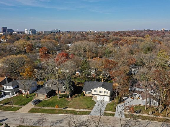 3rd image of 1136 Candlewood Dr