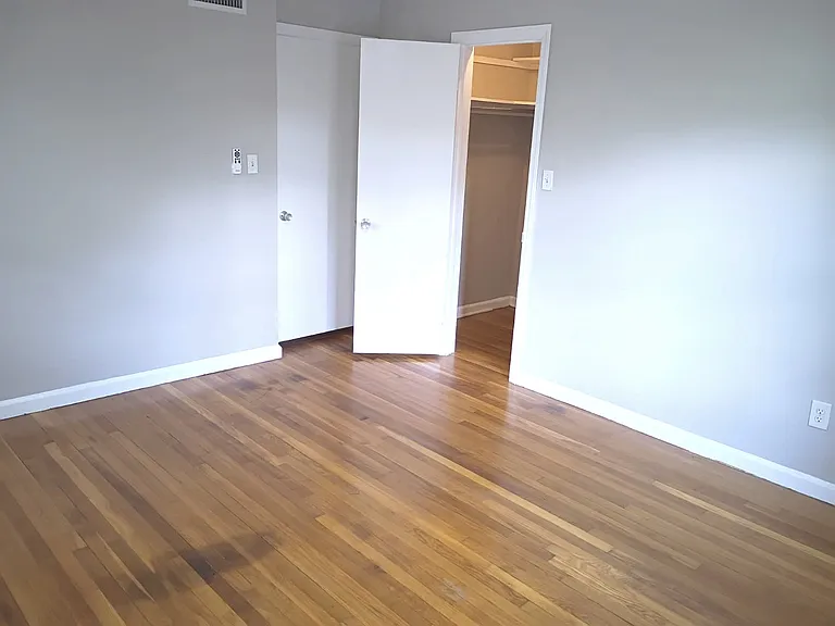 21 Berkley Pl #4 — Photo 21