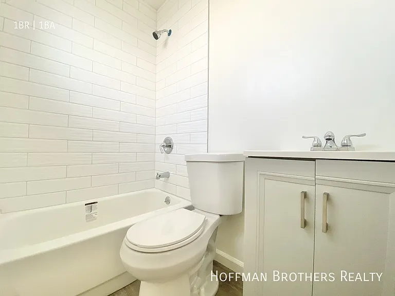 1445 S Sherbourne Dr #10 — Photo 10