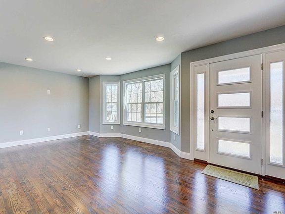 3rd image of 56 Columbus Ave