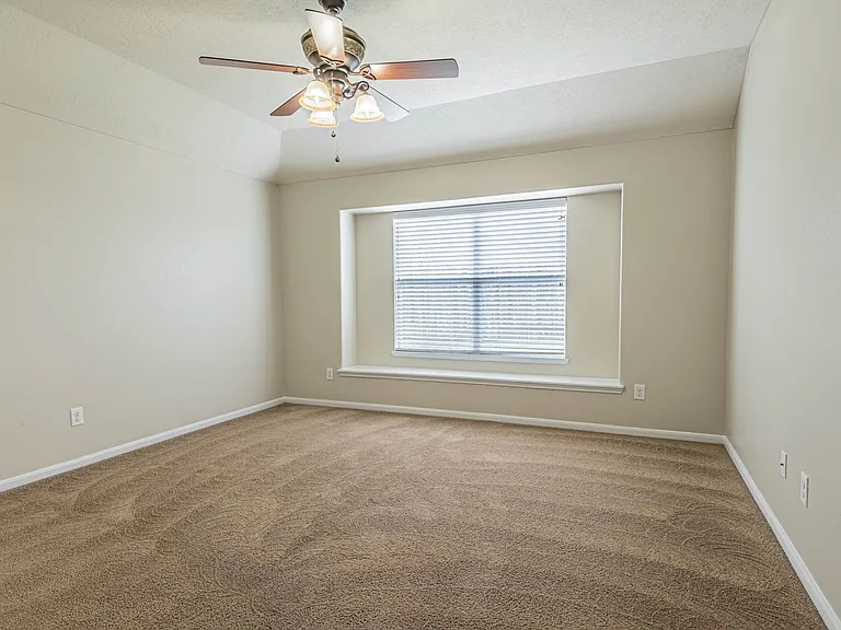 3318 Cactus Heights Ln — Photo 10