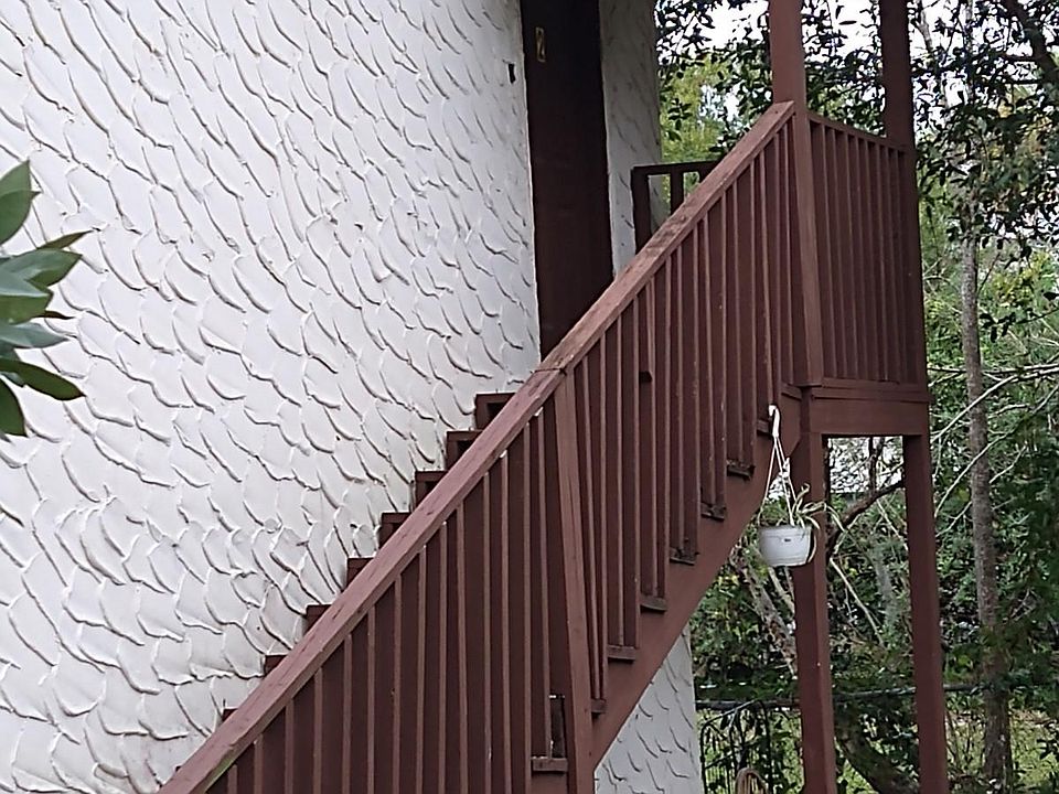 1st image of 540 Loomis Ave #2
