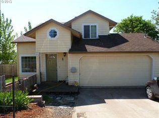 187 NW 3rd St, Willamina, OR 97396