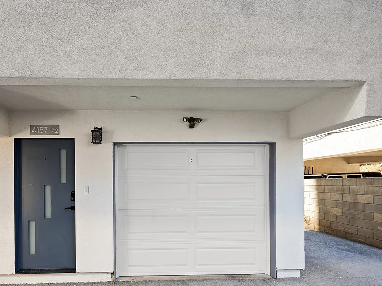 4157 S Normandie Ave #1/2 — Photo 10