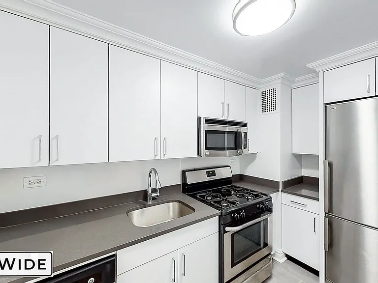 96 5th Ave #3C — Photo 5