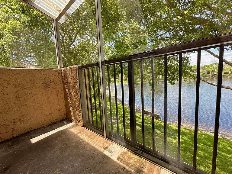 641 Cypress Lake Blvd #P — Photo 12
