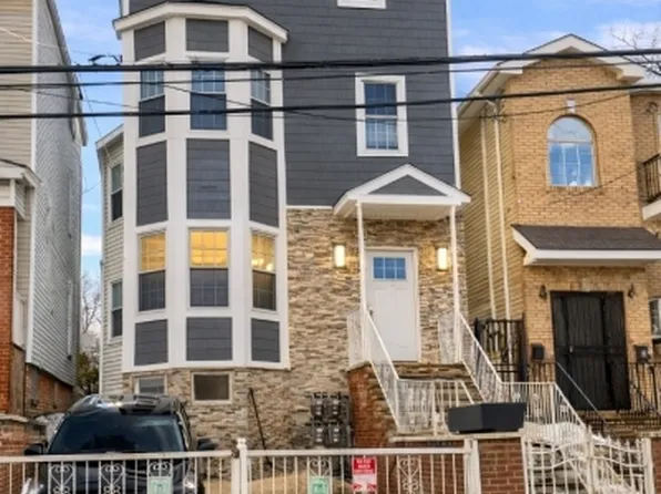 218 N 6th St, Newark, NJ 07107