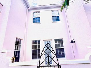 8296 NW 9th Ave, Boca Raton, FL 33487