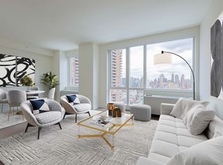 450 W 42nd St APT 8A, New York, NY 10036