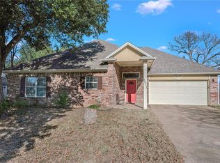 3011 Jennifer Dr, College Station, TX 77845