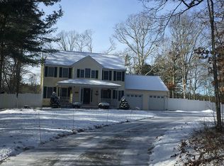 44 Blissful Ln, Wareham, MA 02571