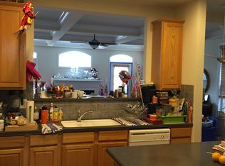 307 Garden View Sq, Rockville, MD 20850