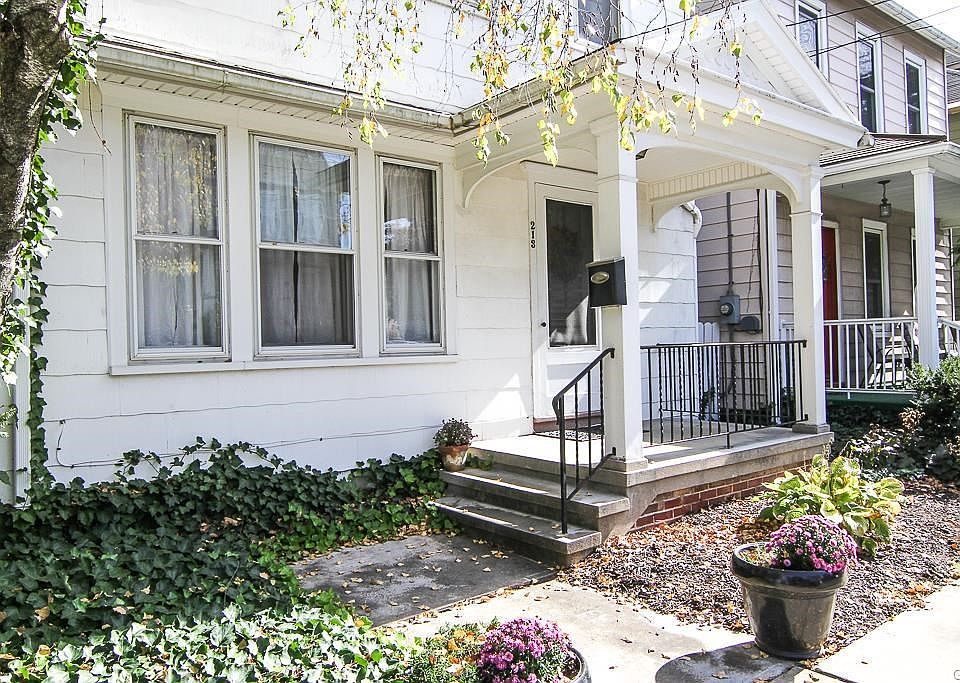 213 S Whitfield St, Nazareth, PA 18064 | Zillow