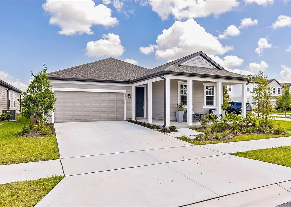 2205 Broadbrook Dr