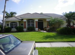 4861 Hanging Moss Ln, Sarasota, FL 34238