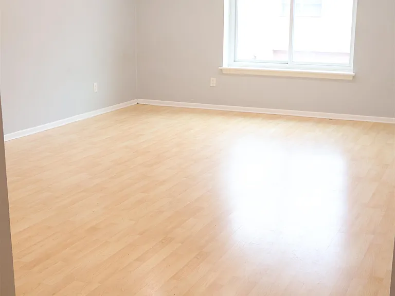 7430 John F Kennedy Blvd — Photo 16