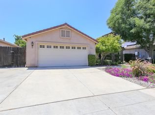 9311 N Dearing Ave, Fresno, CA 93720