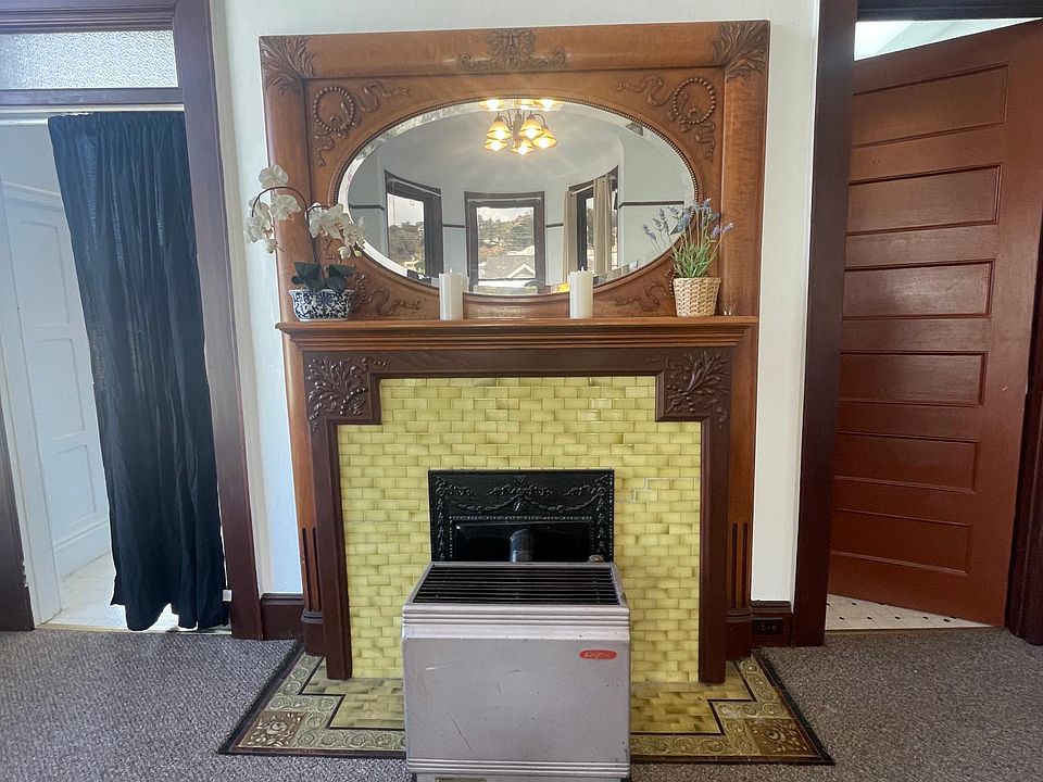 1st image of 105 Eureka St #5