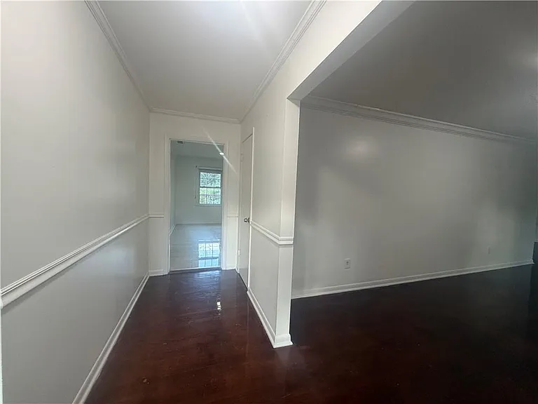 981 Woodward Park Dr — Photo 6