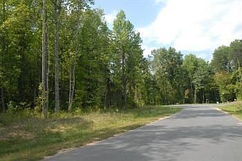 1st image of 6822 Trace Dr