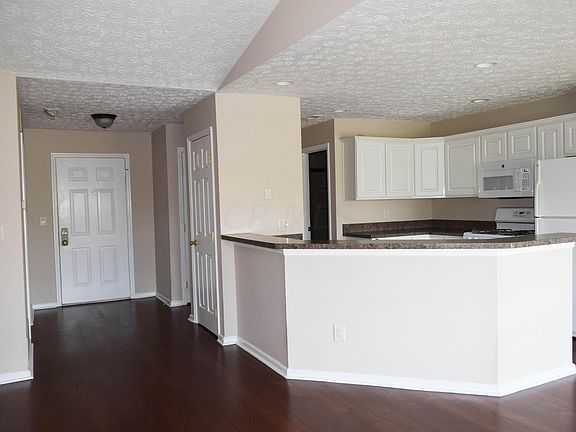 2nd image of 3524 Fishinger Mill Dr