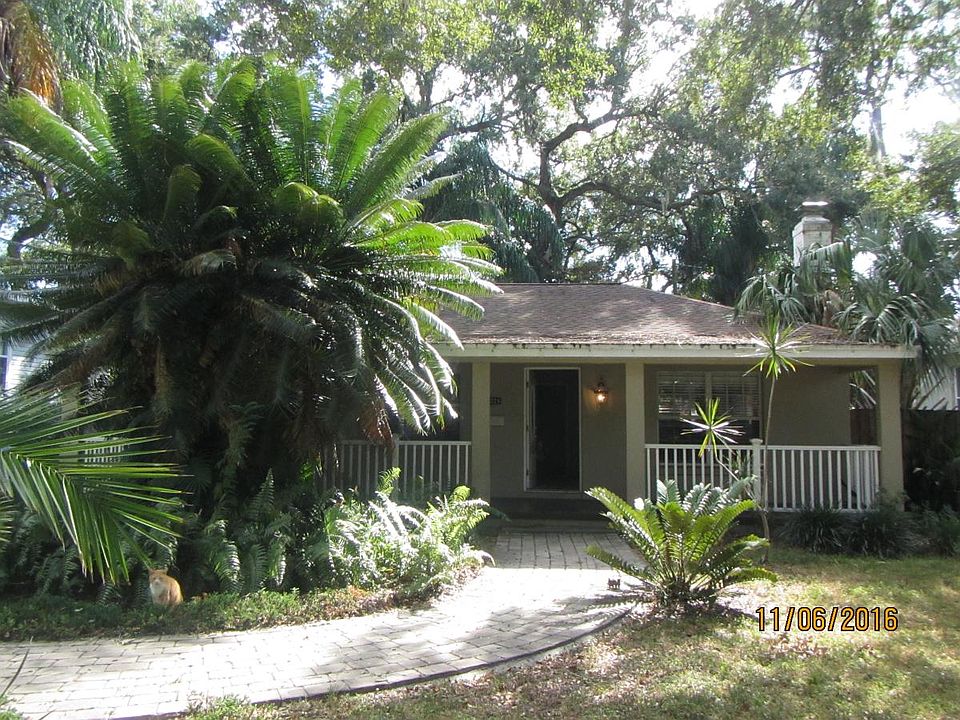 outside ofthe house