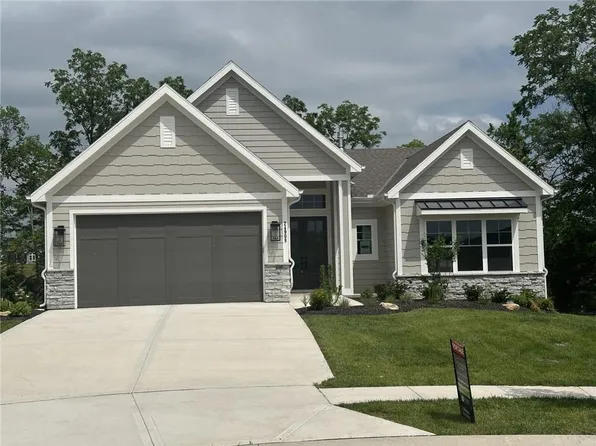 24908 W 98th Pl, Lenexa, KS 66227