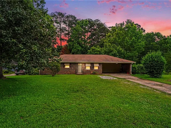 1338 Oakdale Dr, Griffin, GA 30224