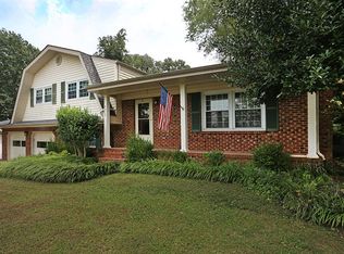 9216 River Oaks Rd, Harrison, TN 37341