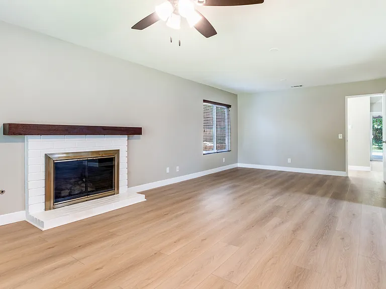 11610 Cedar Way — Photo 5