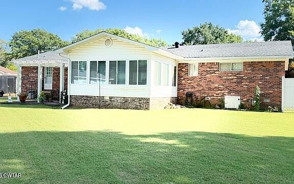 3rd image of 4100 Belew Dr