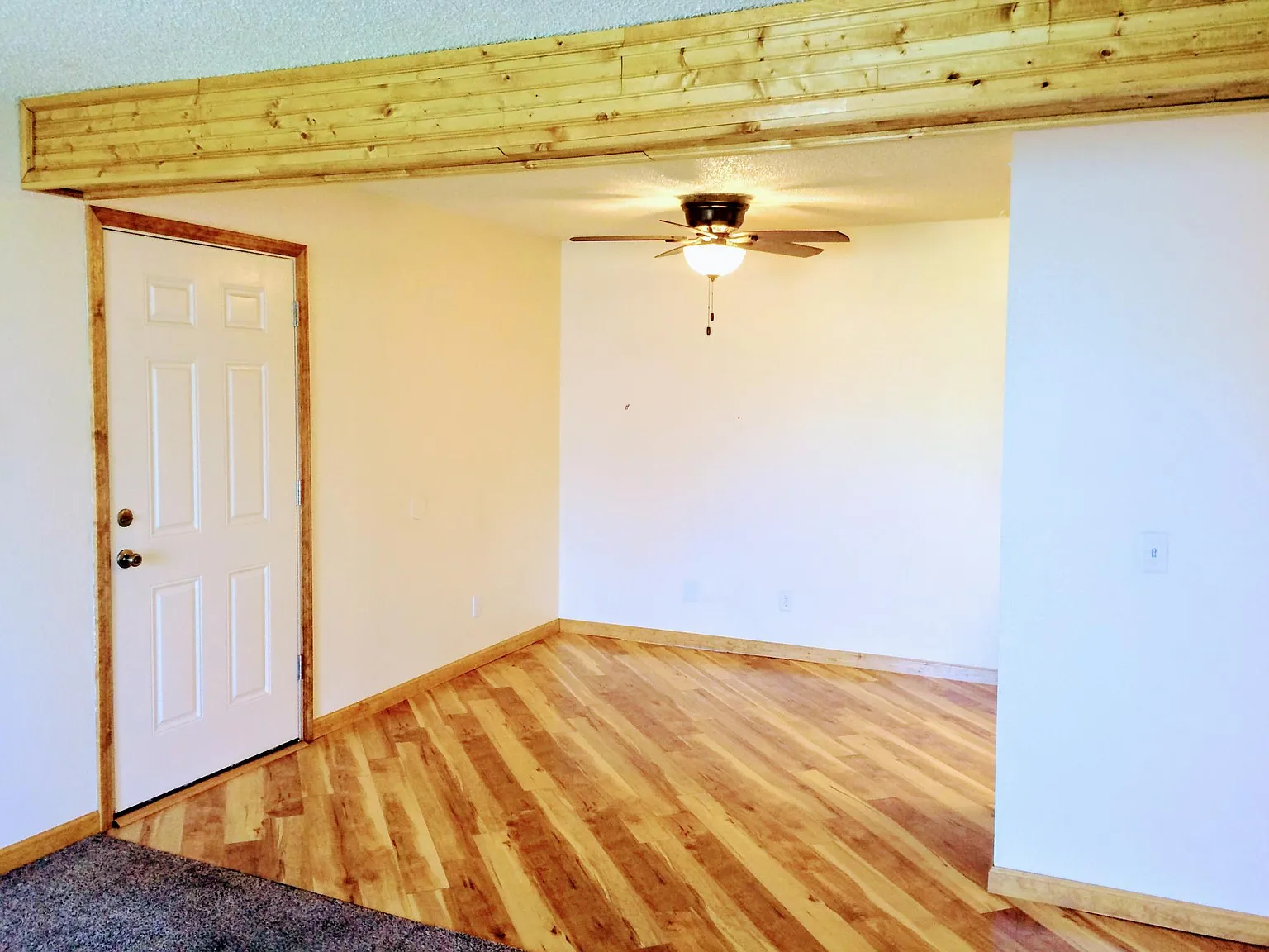 2 bed, 773 sqft, $1,600 — Photo 2